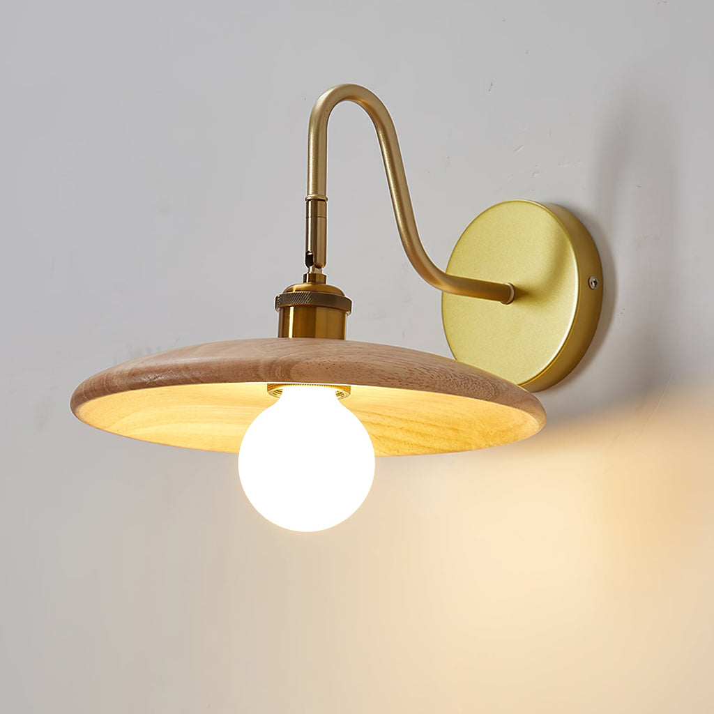 FENWICK VINTAGE BRASS WALL SCONCE