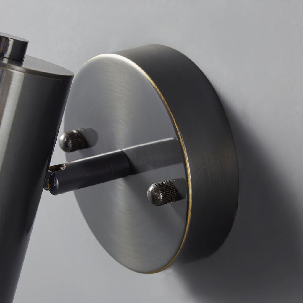 CHATHAM VINTAGE BRASS WALL SCONCE