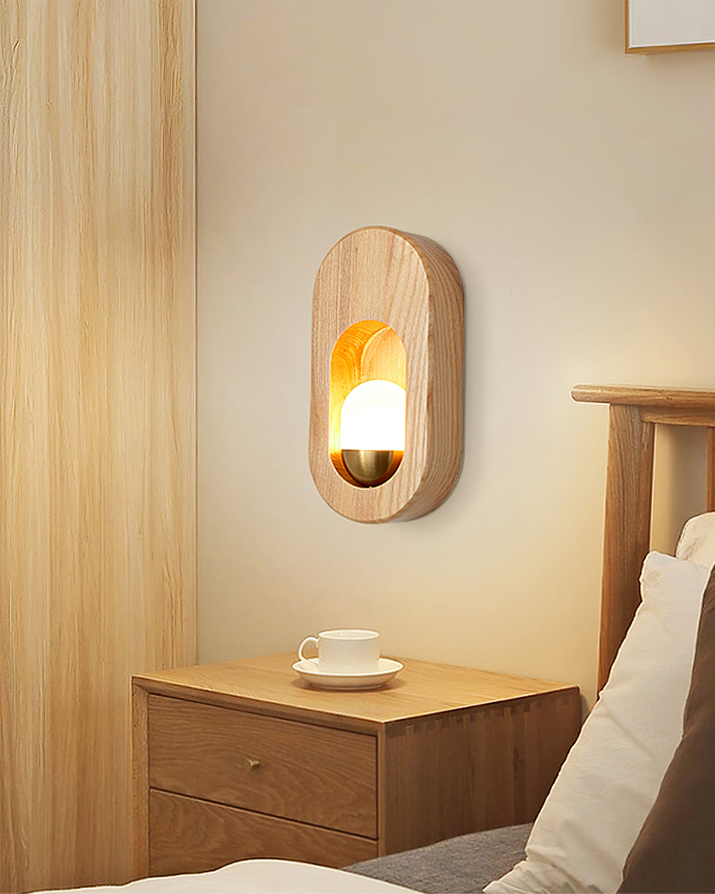 WINTHROP EGG-SHAPED WALL SCONCE
