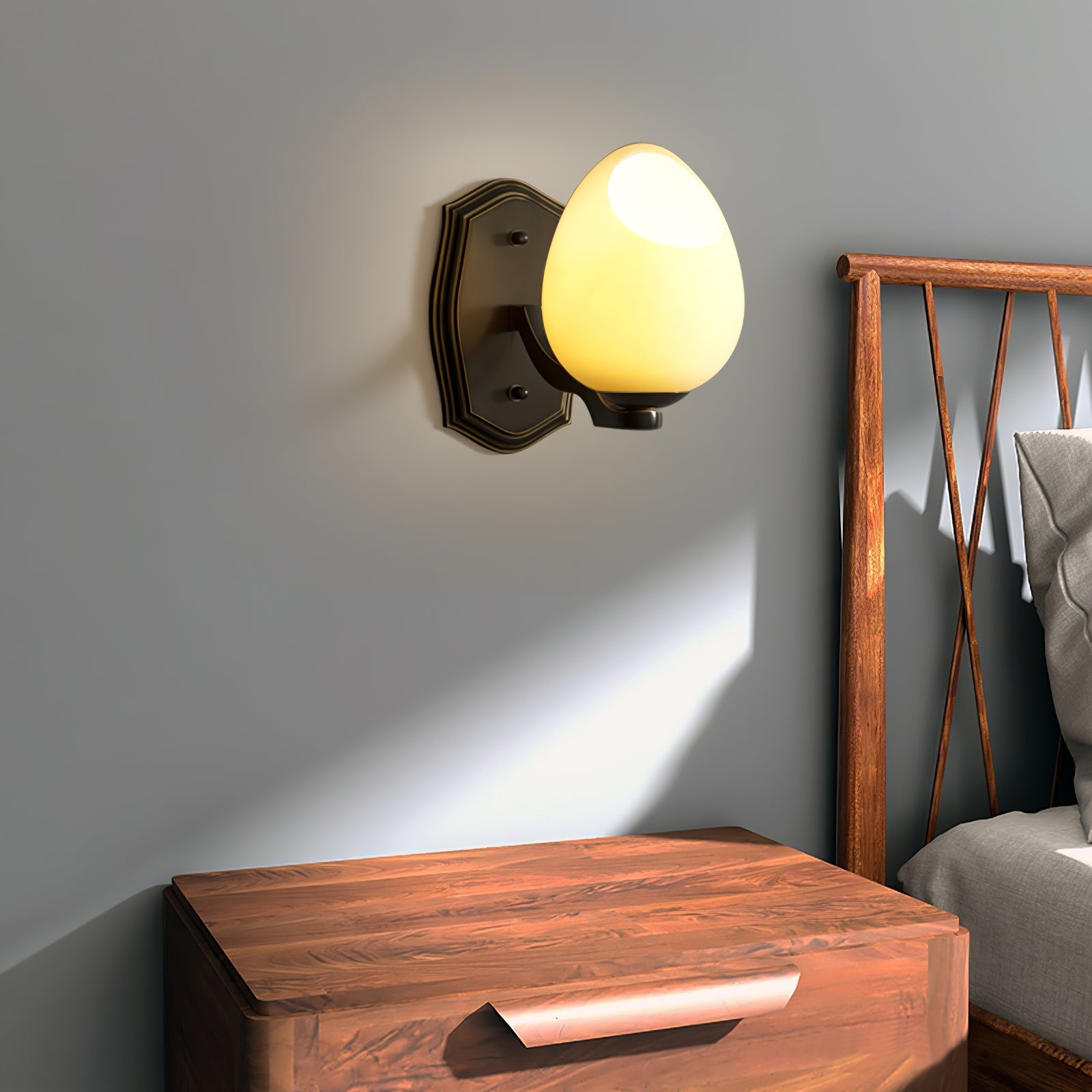 CHERWELL EGG-SHAPED WALL SCONCE