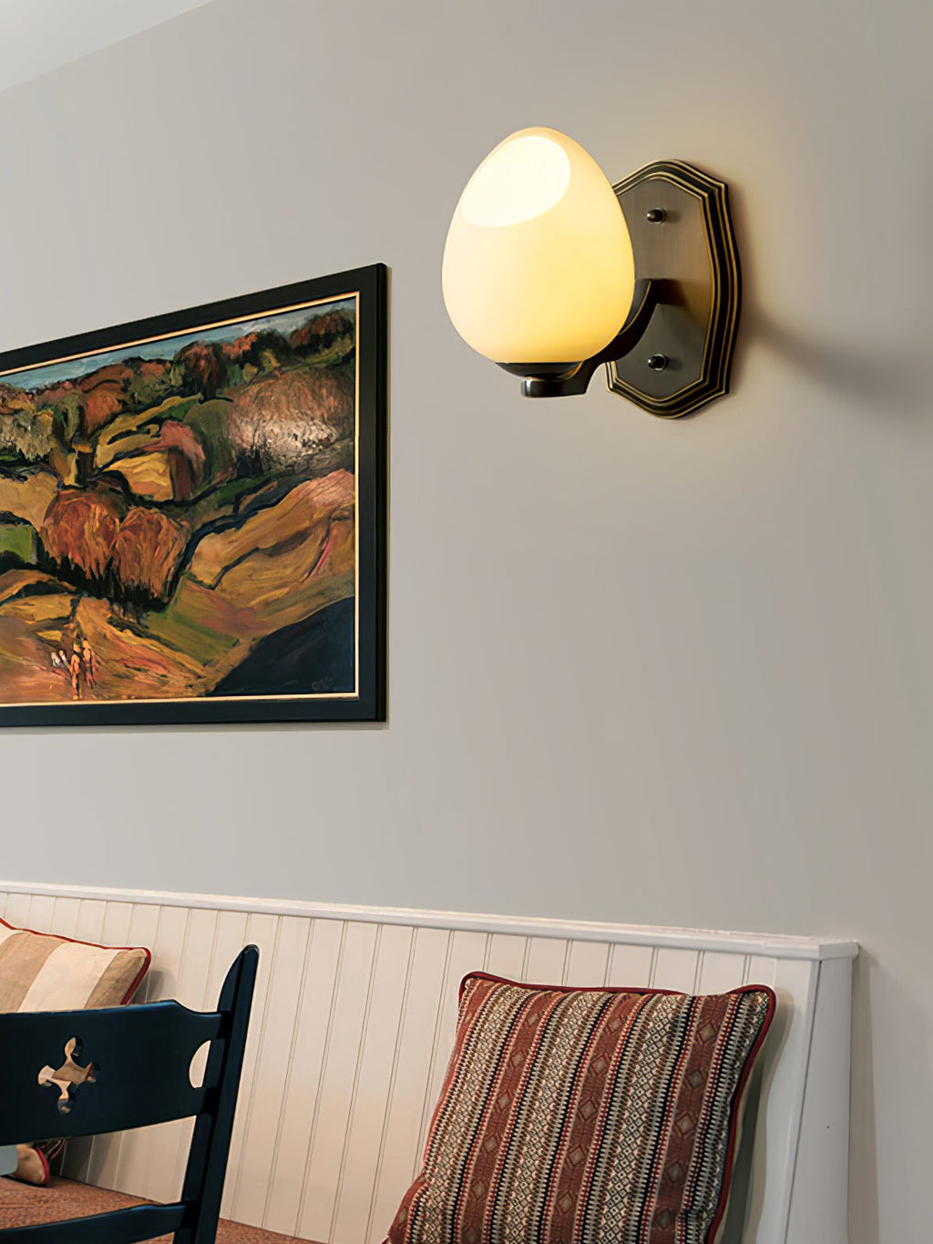 CHERWELL EGG-SHAPED WALL SCONCE