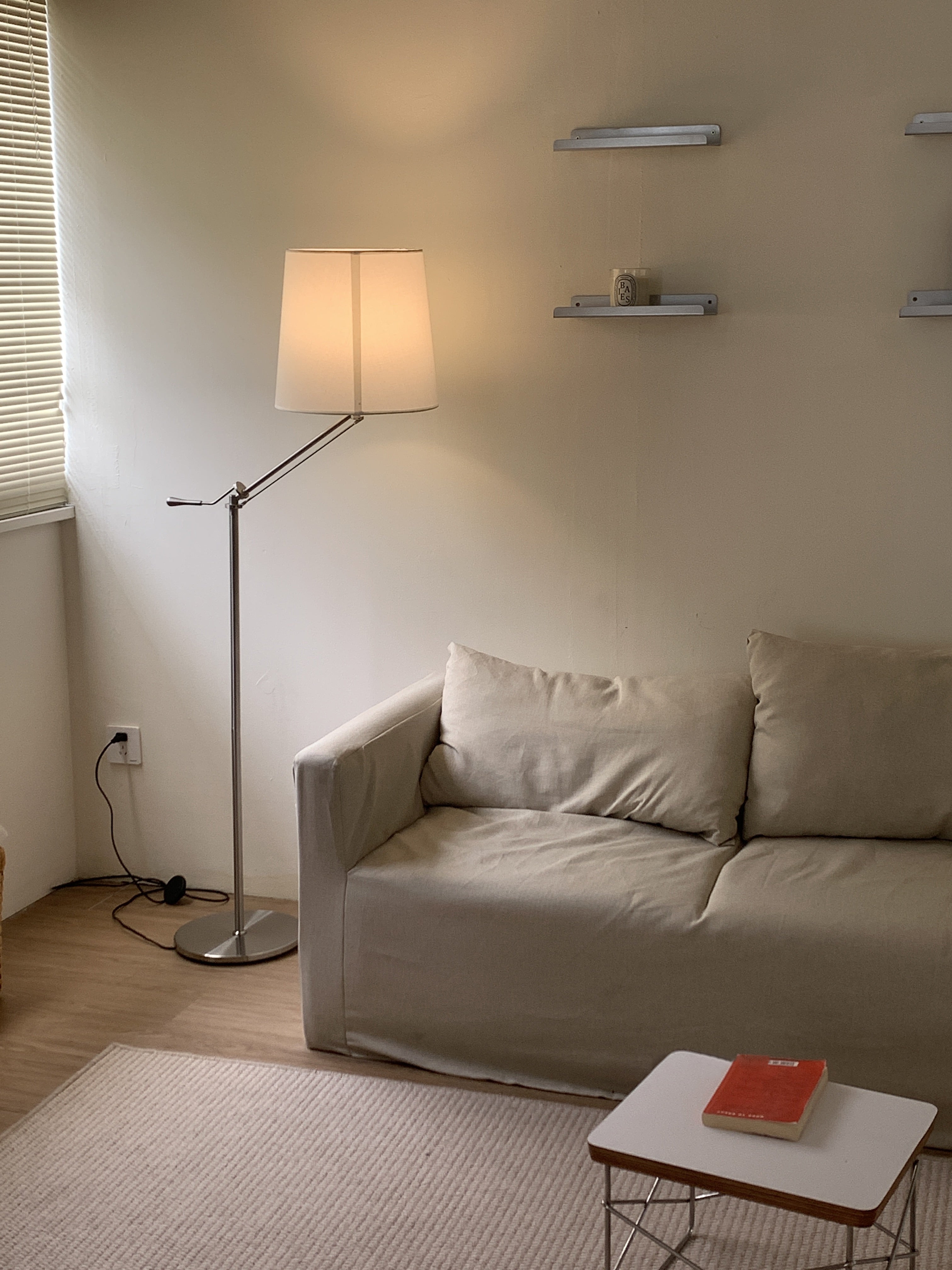 VANDERBILT TAPERED SILK SHADE FLOOR LIGHT