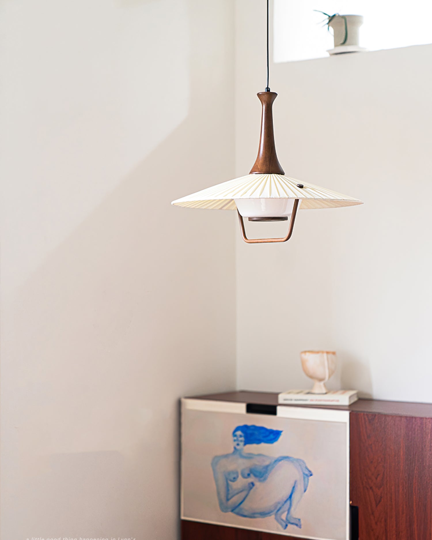 RAVENSCROFT ILLUMINATED ORB PENDANT