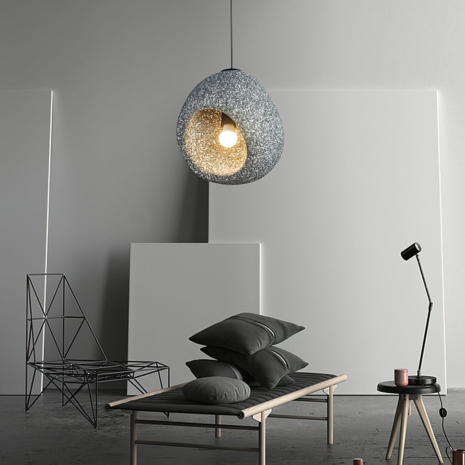 BRAMBLETON HANGING GLASS ILLUMINATOR