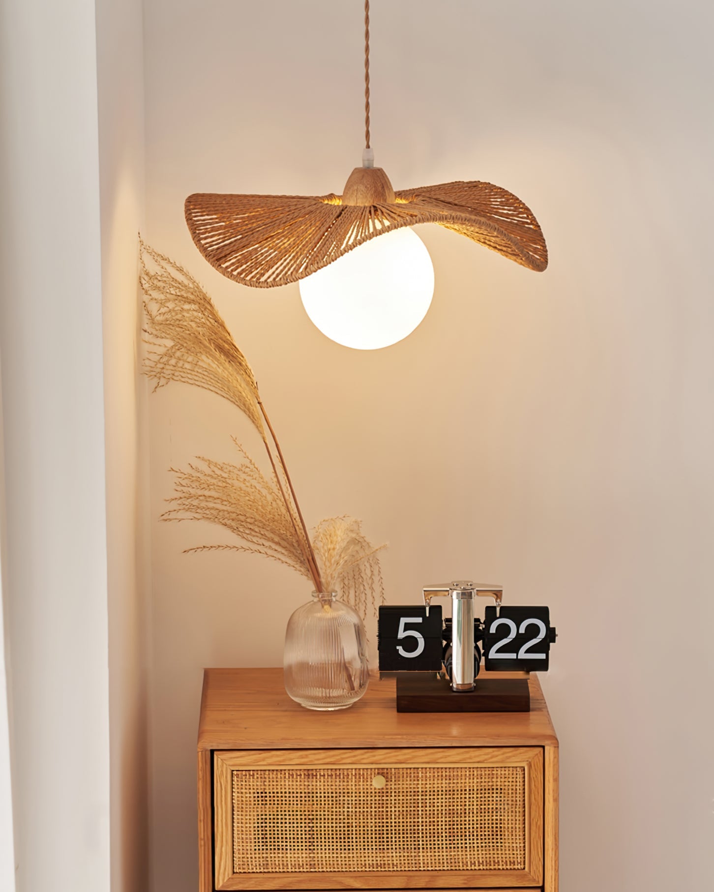 RAVENHURST TWISTED ROPE HANGING LANTERN