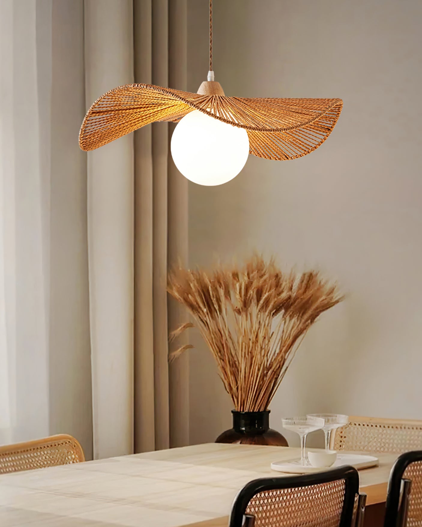 RAVENHURST TWISTED ROPE HANGING LANTERN