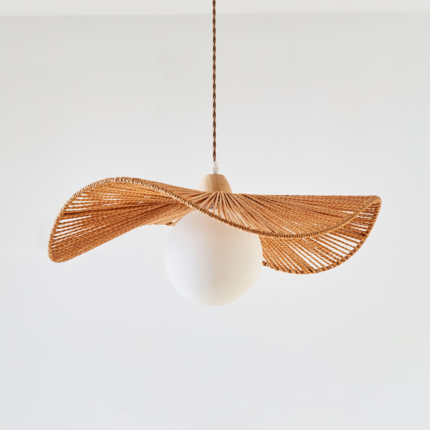 RAVENHURST TWISTED ROPE HANGING LANTERN