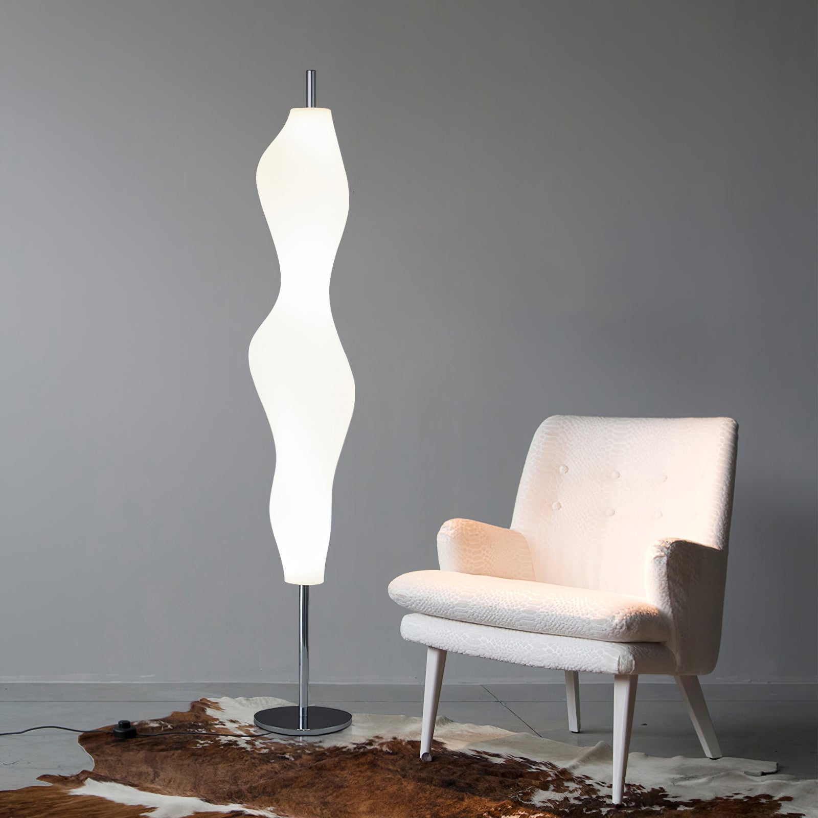 RAVENHALL ARTISANAL TAPERED LAMP
