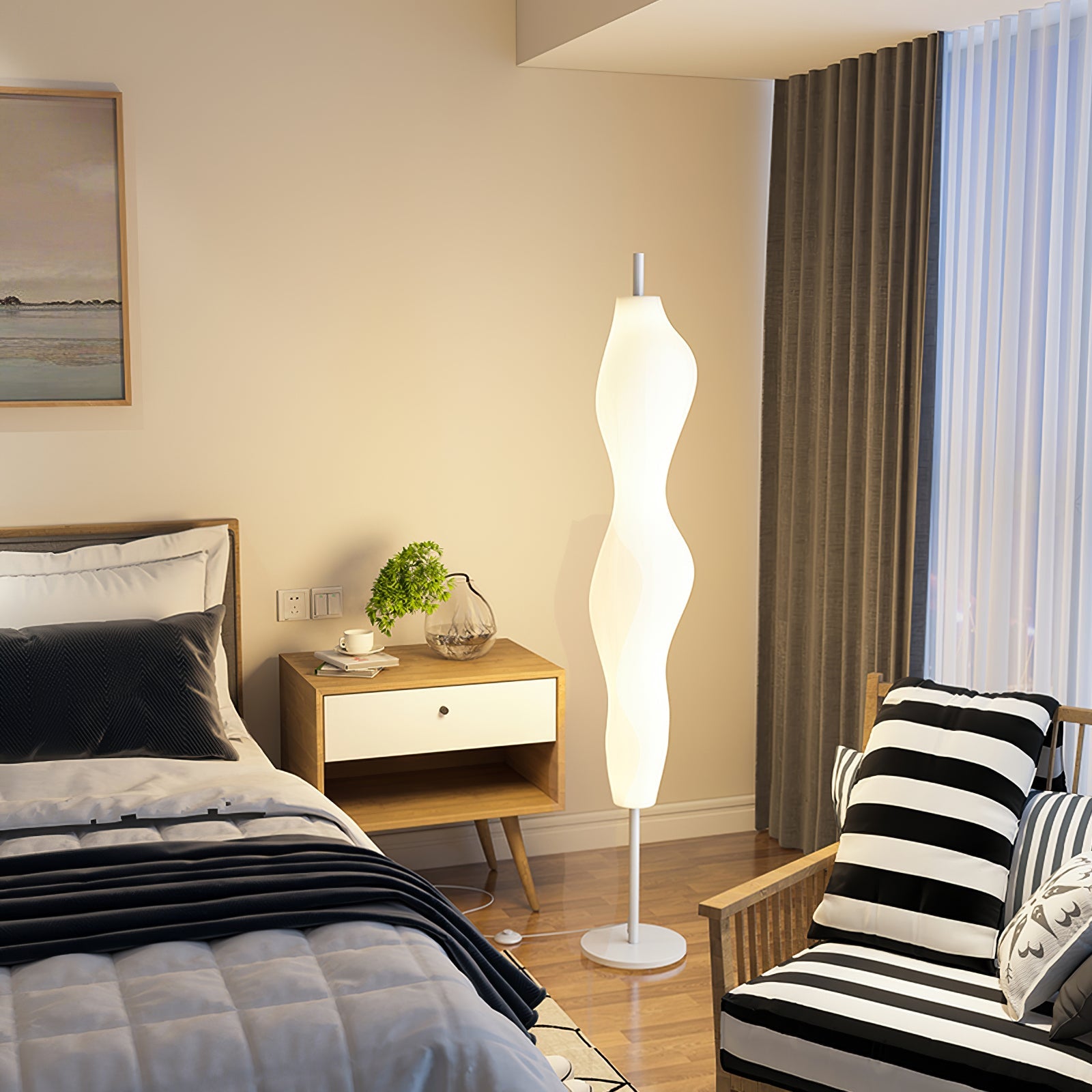 RAVENHALL ARTISANAL TAPERED LAMP