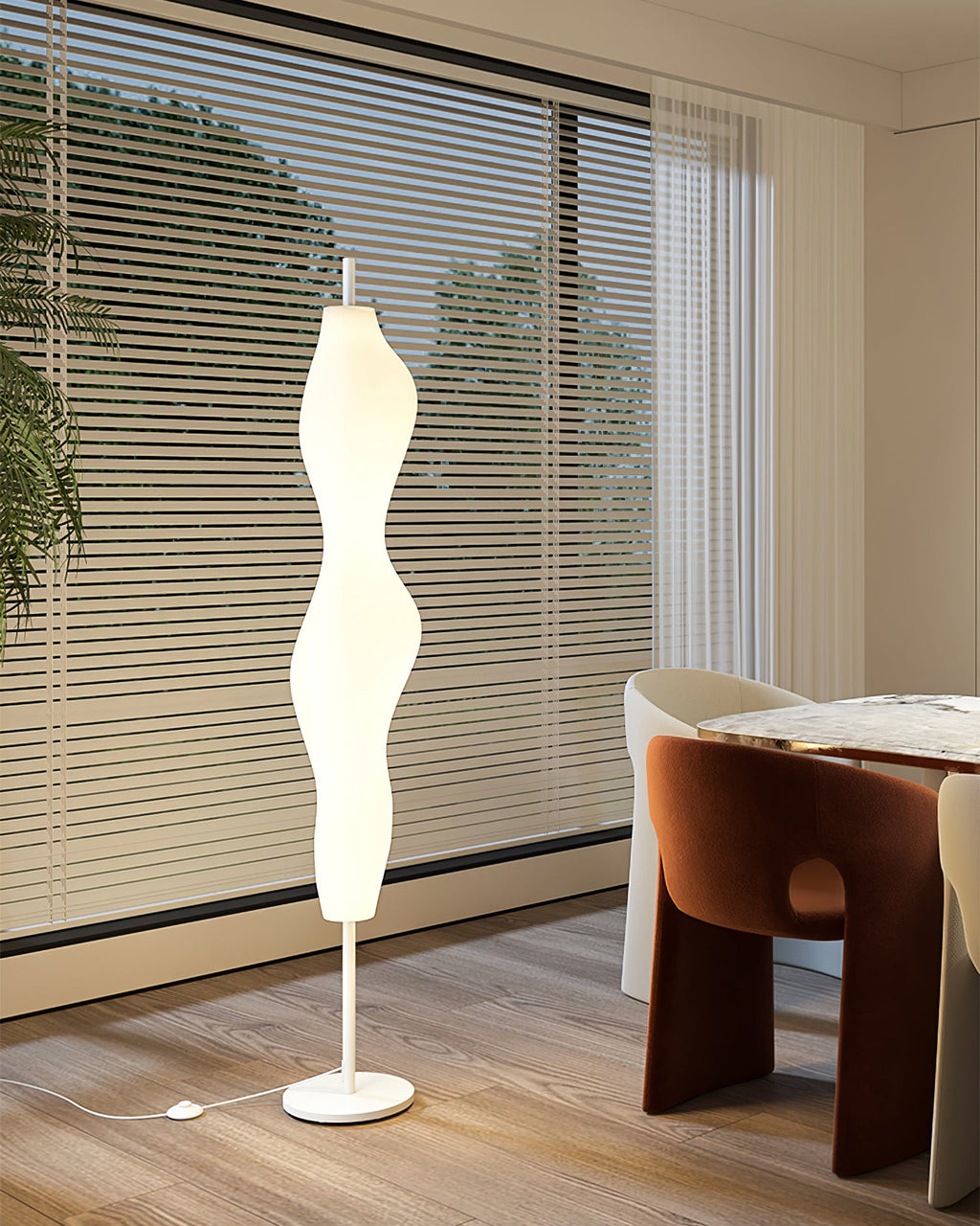 RAVENHALL ARTISANAL TAPERED LAMP