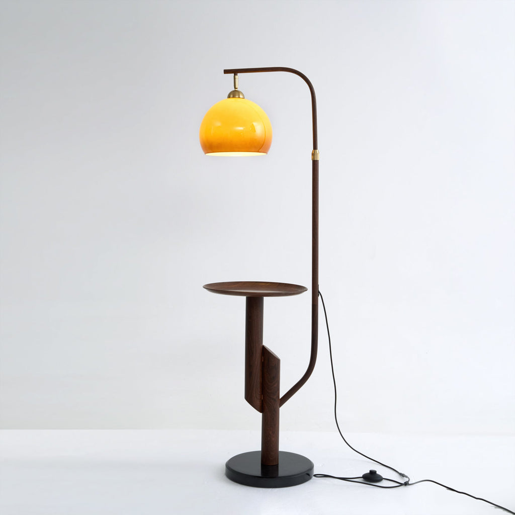CHARLESTON VINTAGE TRIPOD LANTERN