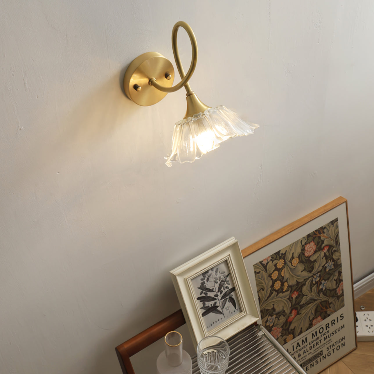 WINTHORPE GLEAMING WALL SCONCE