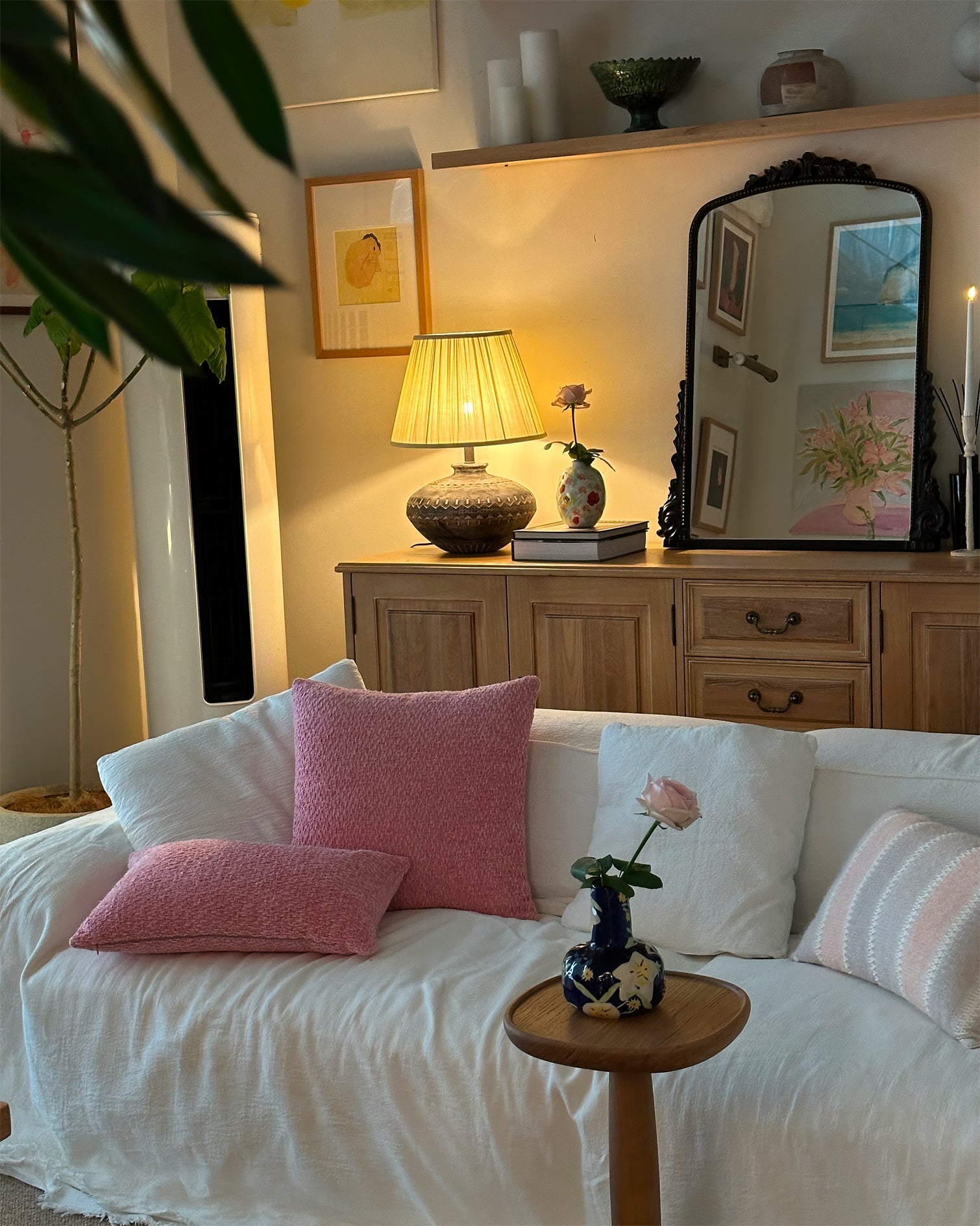 Whitmore Porcelain Glow Table Light