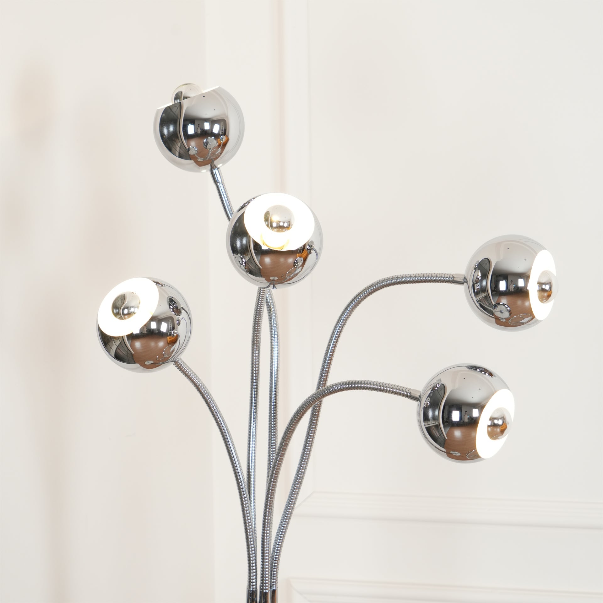 ORENDA VISIONARY SPHERE FLOOR LIGHT