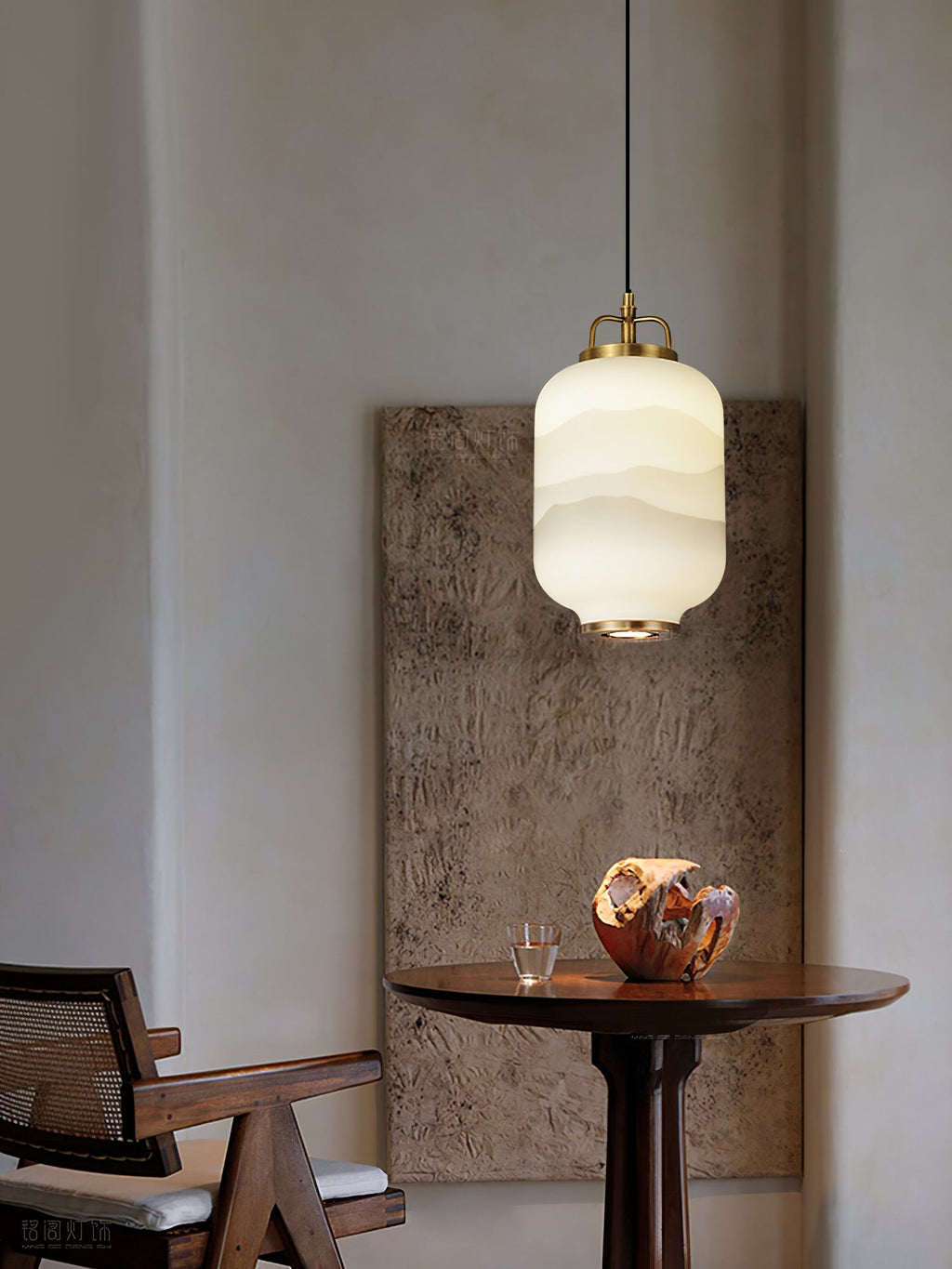 CHARLESTON HEIGHTS MINIATURE GLASS HANGING LANTERN