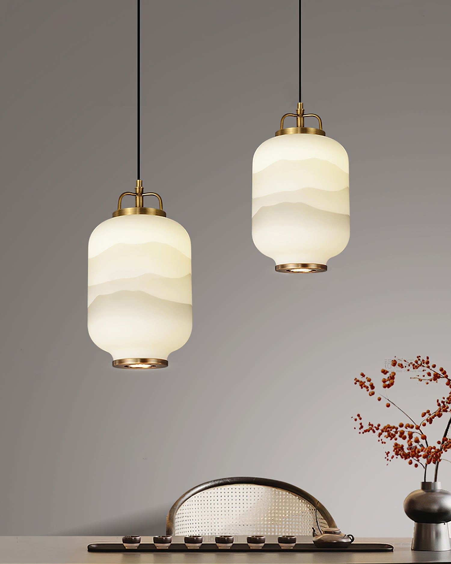 CHARLESTON HEIGHTS MINIATURE GLASS HANGING LANTERN