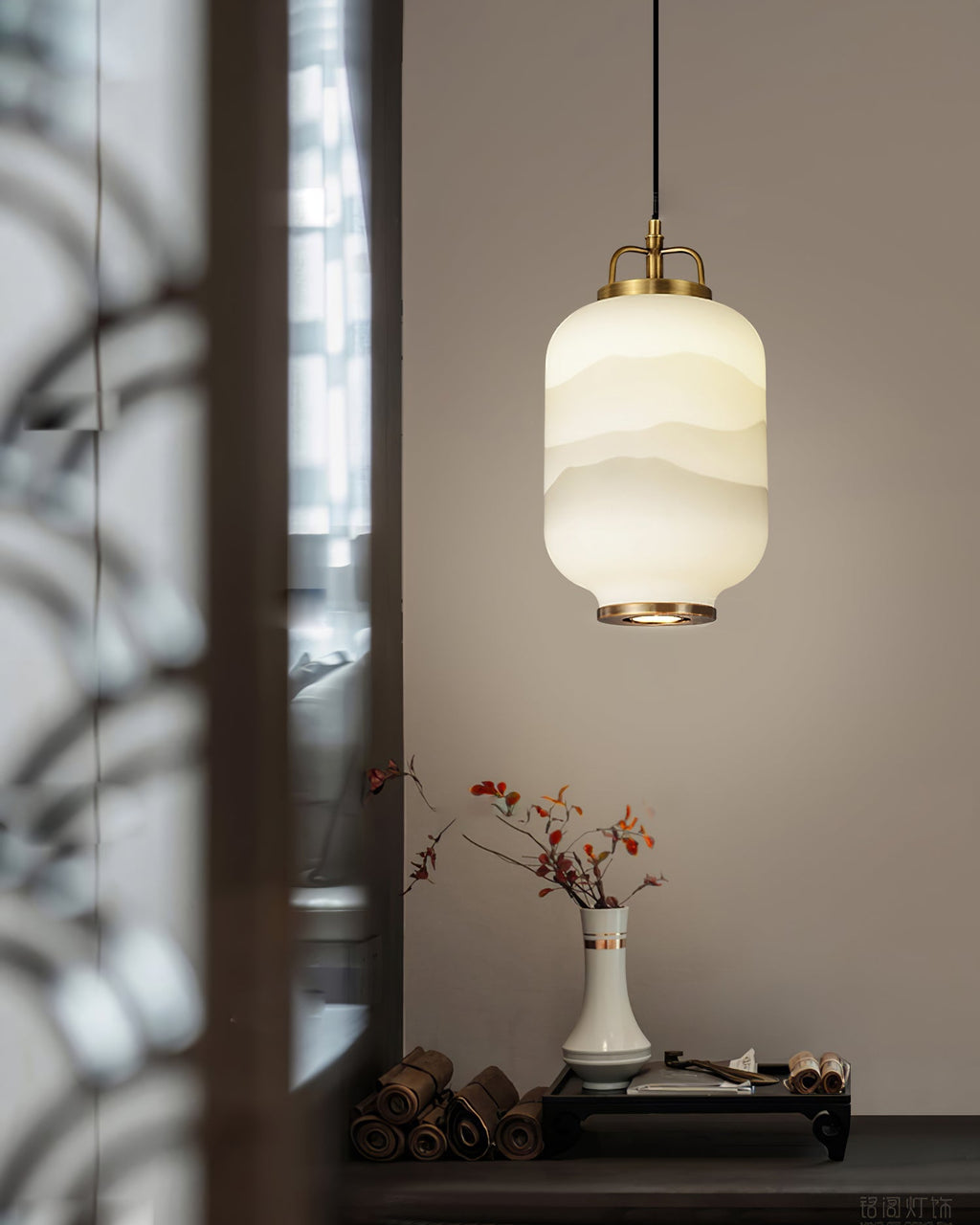 CHARLESTON HEIGHTS MINIATURE GLASS HANGING LANTERN