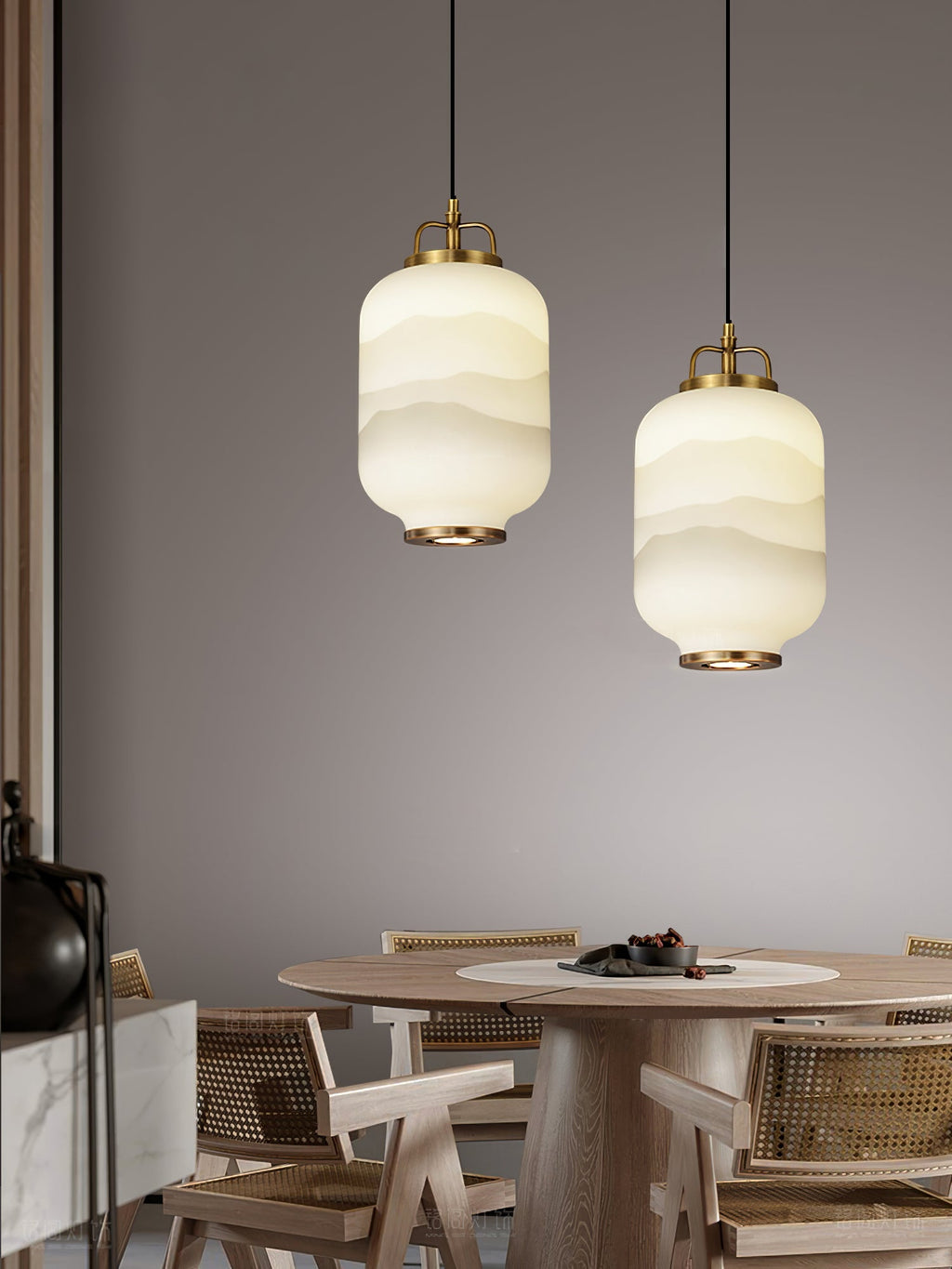 CHARLESTON HEIGHTS MINIATURE GLASS HANGING LANTERN