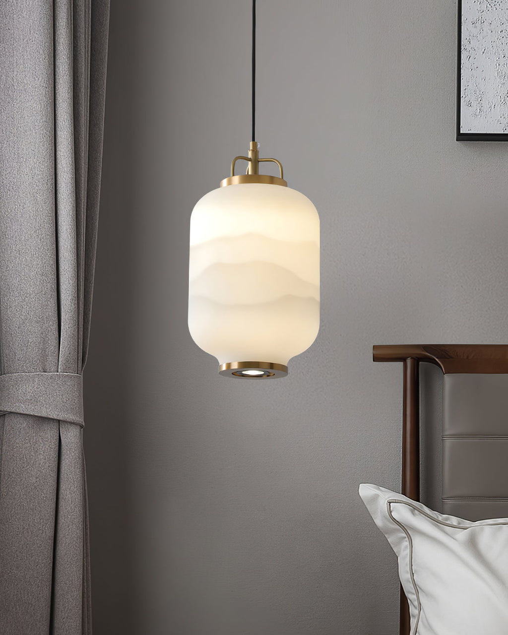 CHARLESTON HEIGHTS MINIATURE GLASS HANGING LANTERN
