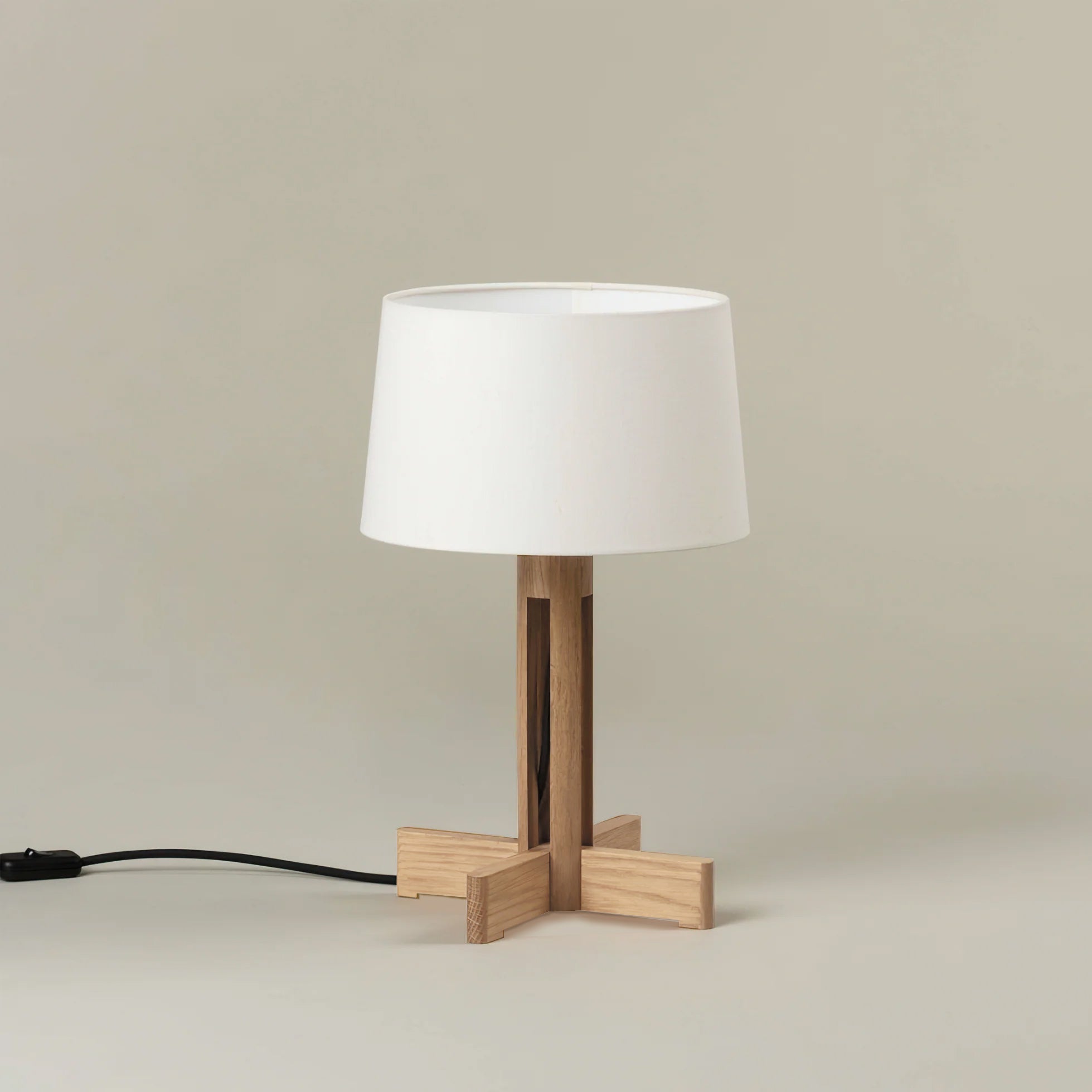 WINTHROP RUSTIC HEMLOCK TABLE LANTERN