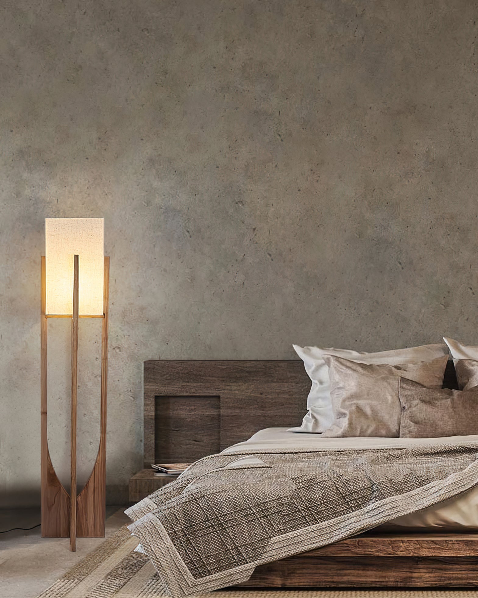 Winchester Willow Arc Lamp