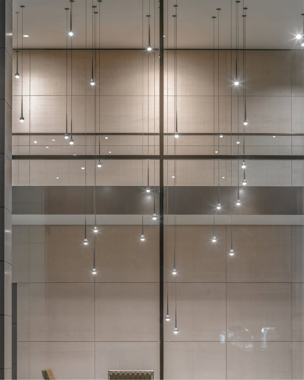 RAVENSCROFT DRAPED GLASS HANGING LANTERN