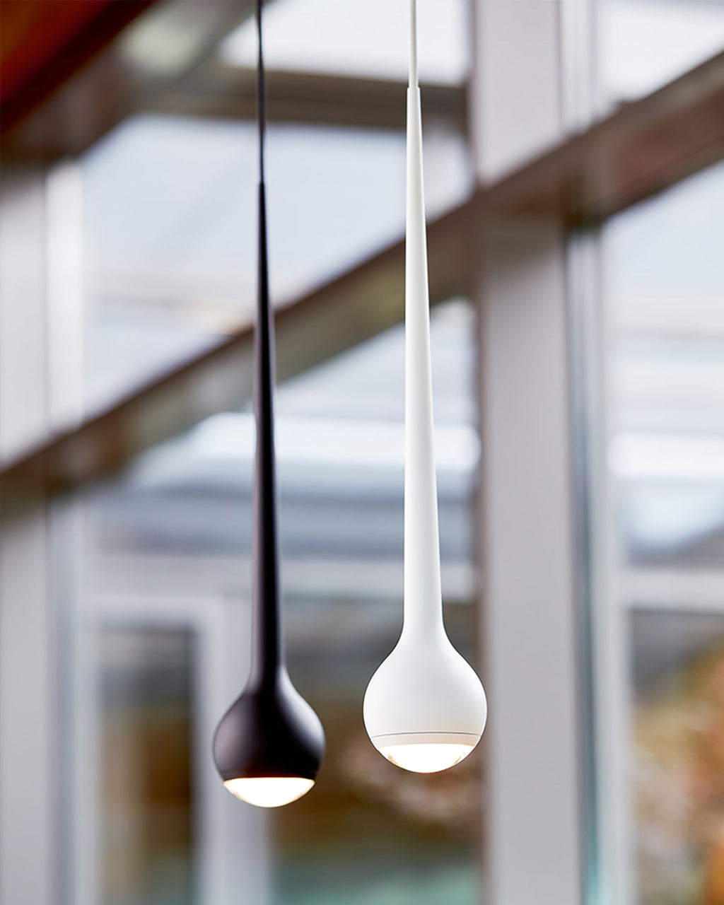 RAVENSCROFT DRAPED GLASS HANGING LANTERN