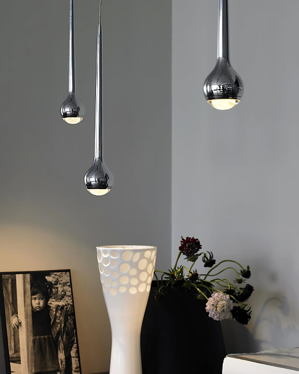 RAVENSCROFT DRAPED GLASS HANGING LANTERN
