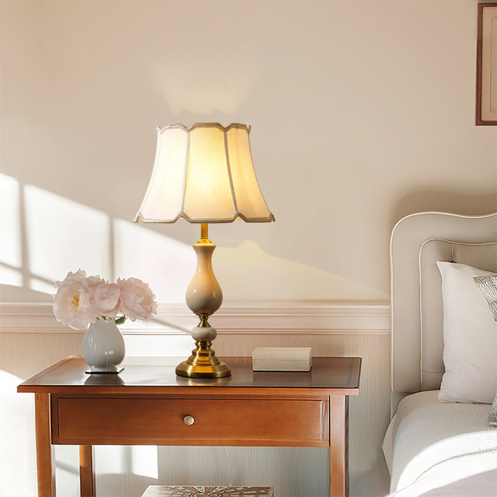 BRAMBLEWOOD ILLUMINATED NIGHTSTAND LANTERN