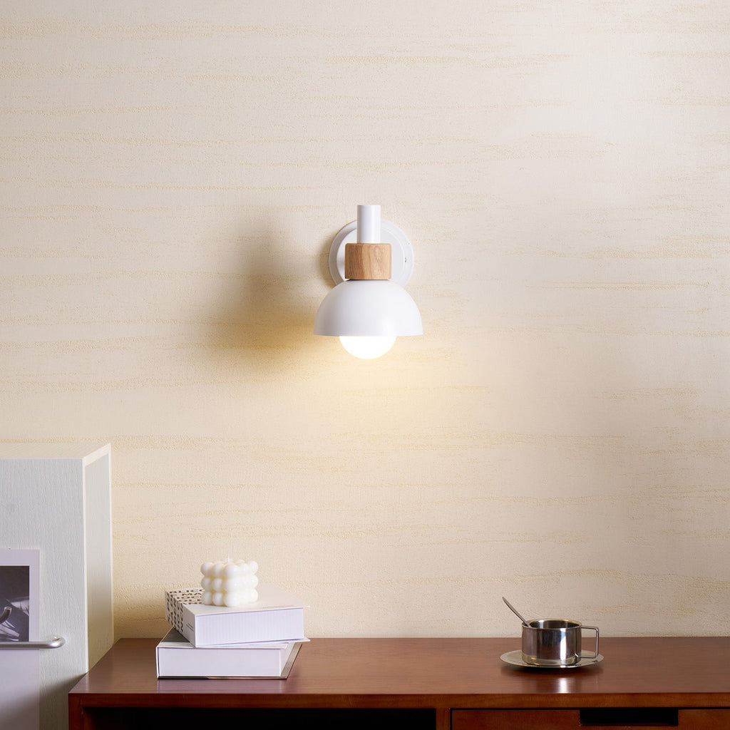 BRAMBLETON AMBER GLOW WALL SCONCE