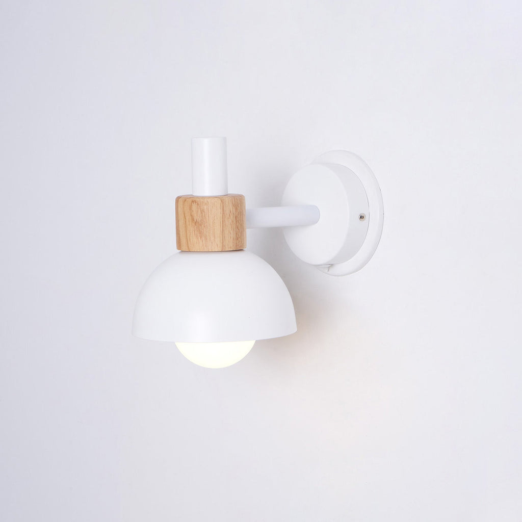 BRAMBLETON AMBER GLOW WALL SCONCE