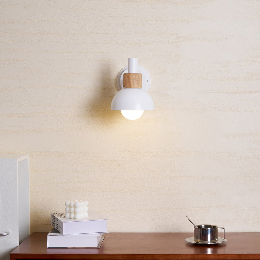 BRAMBLETON AMBER GLOW WALL SCONCE