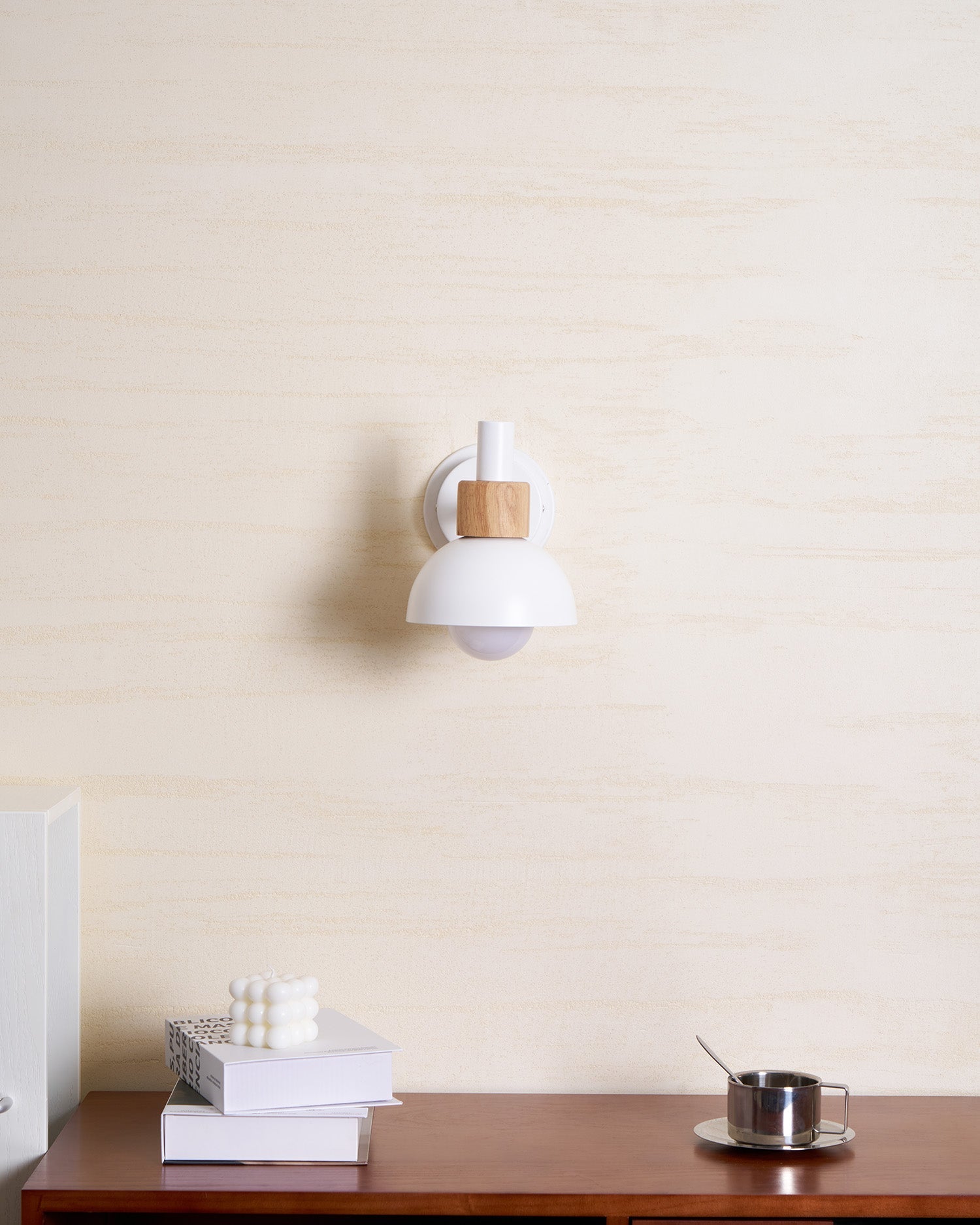 BRAMBLETON AMBER GLOW WALL SCONCE