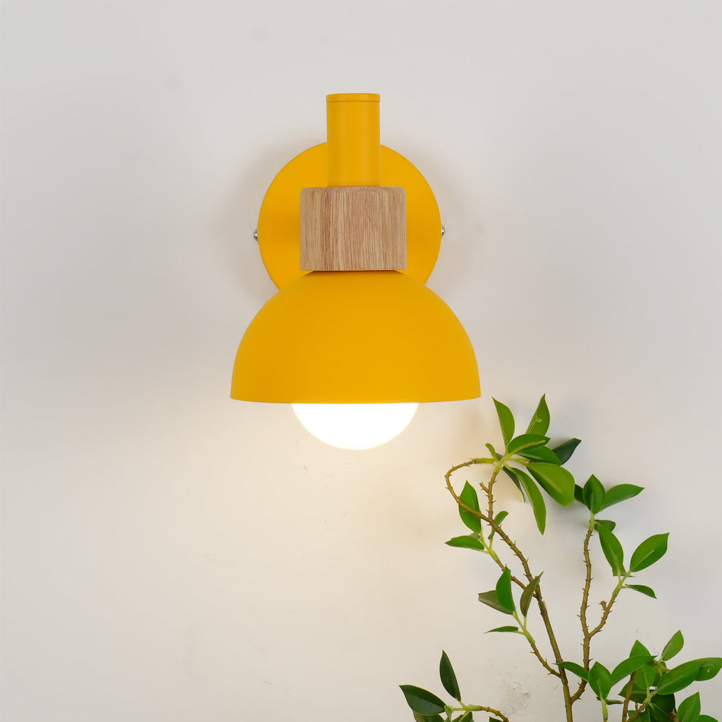 BRAMBLETON AMBER GLOW WALL SCONCE