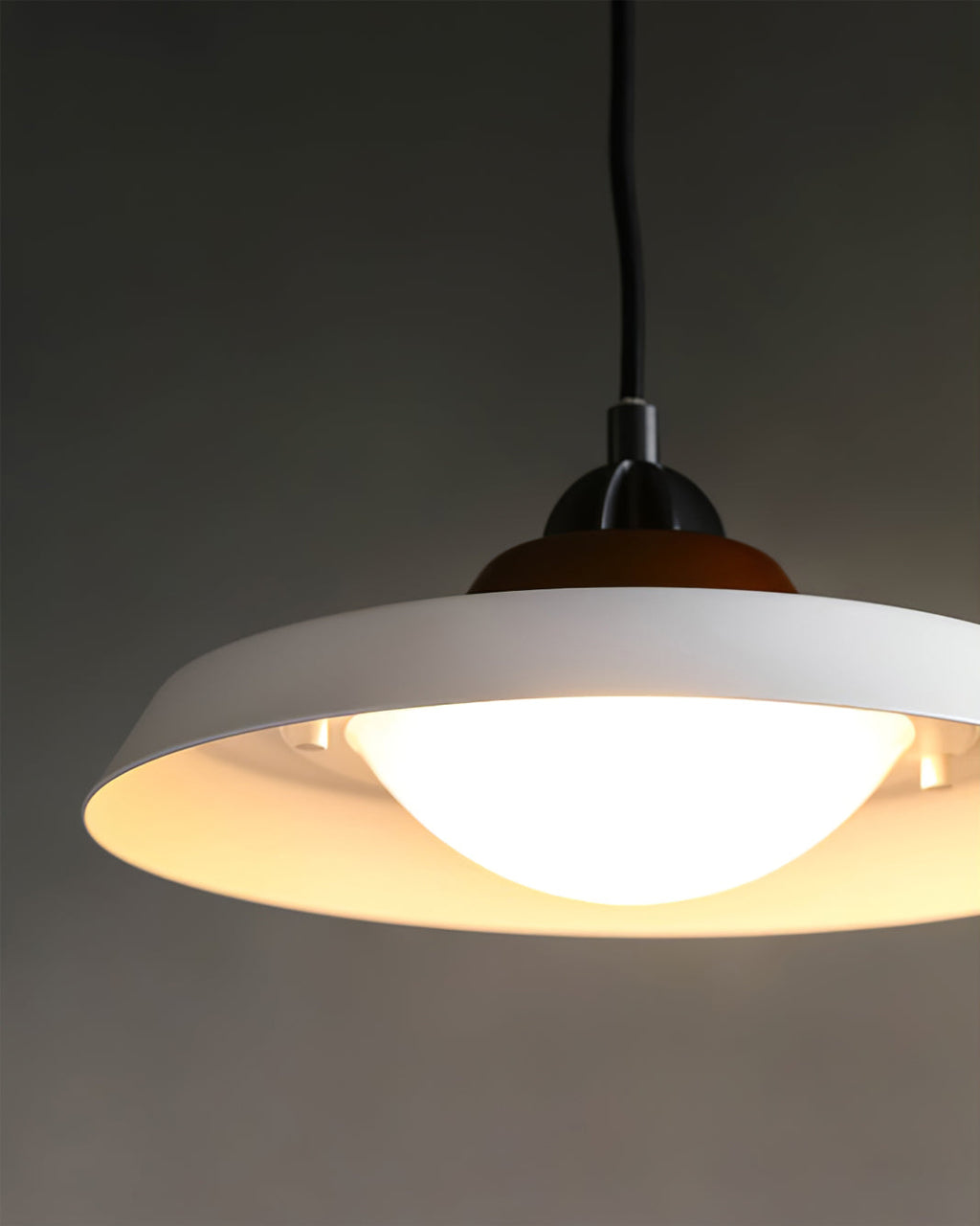 WINTHROP AERIE PENDANT LIGHT