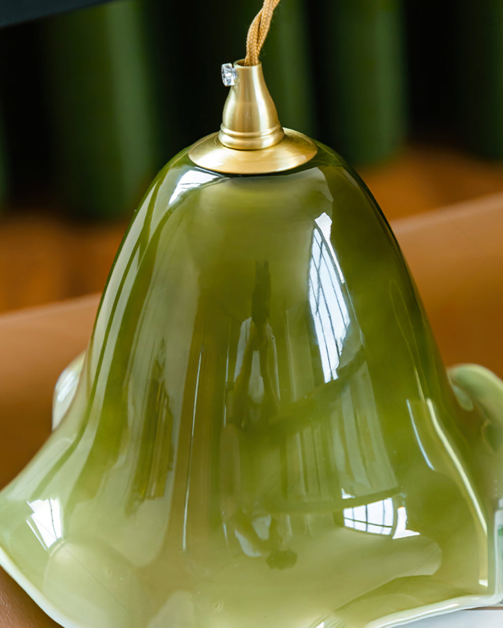 RAVENSHIRE HANGING GLASS ILLUMINATOR