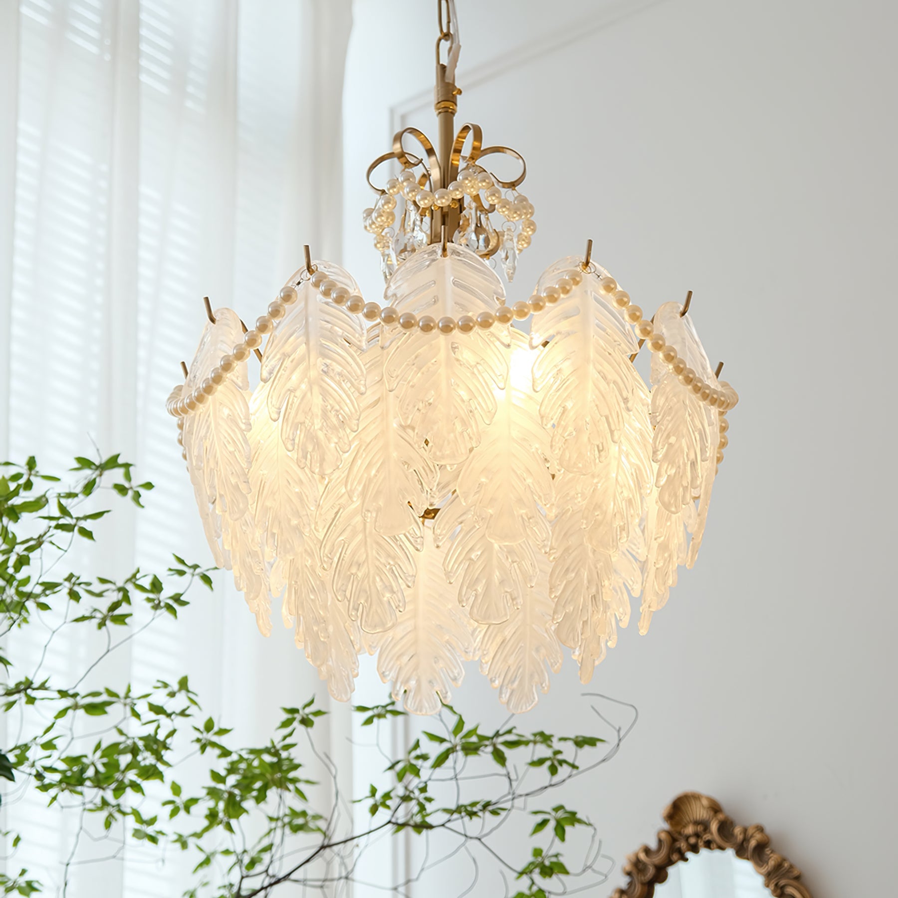 WINDSOR PLUME CRYSTAL LUMINAIRE