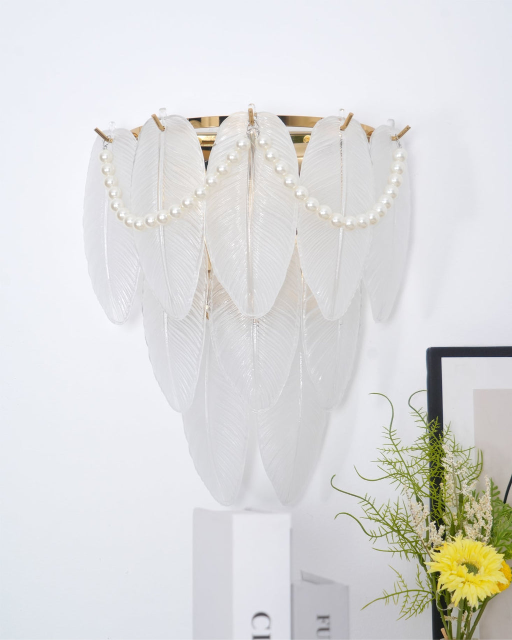 WINDSOR PLUME ILLUMINATED SCONCE