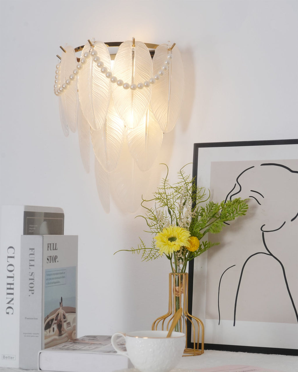 WINDSOR PLUME ILLUMINATED SCONCE