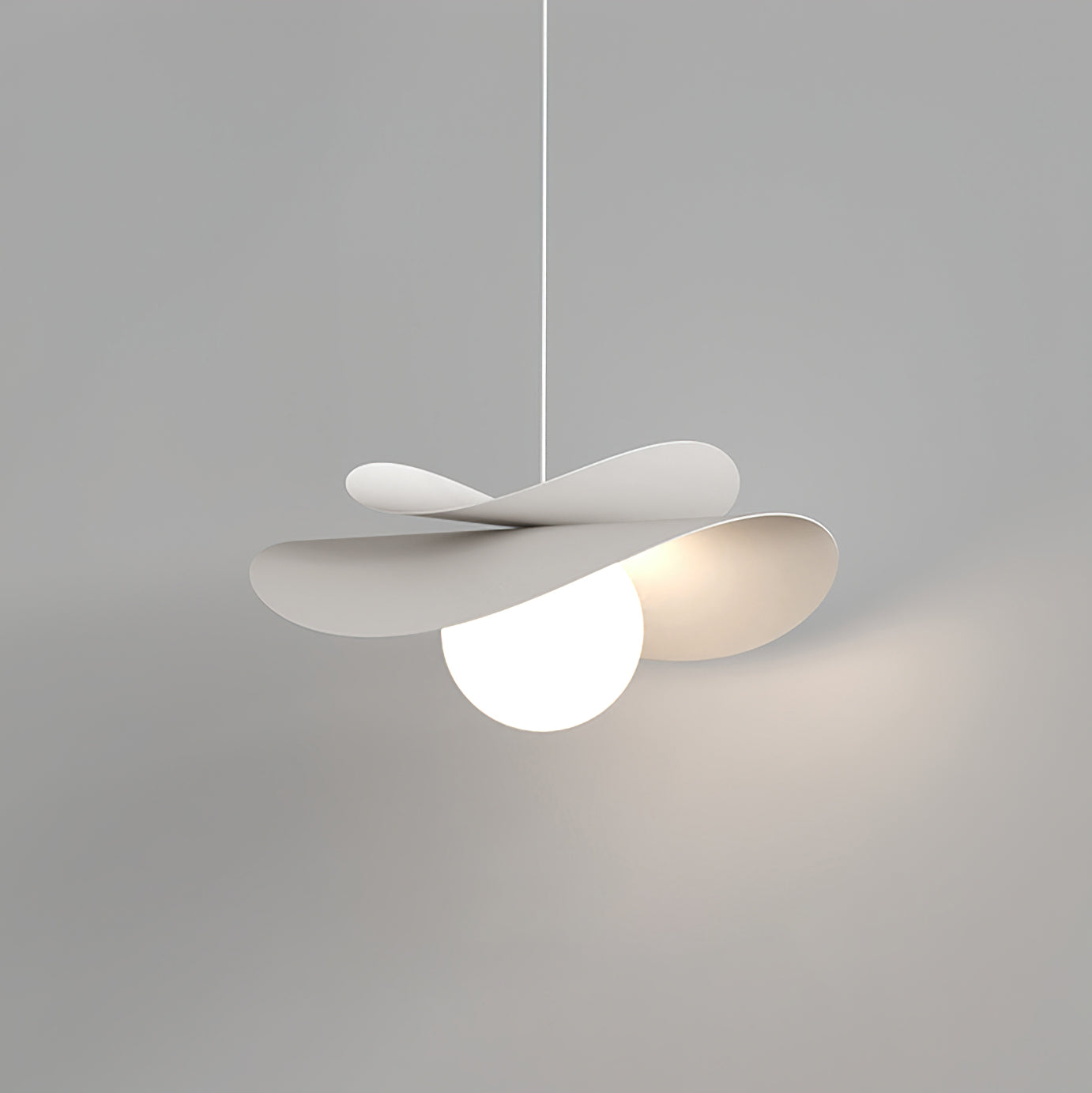 CHARLESTON HANGING HARMONY LAMP