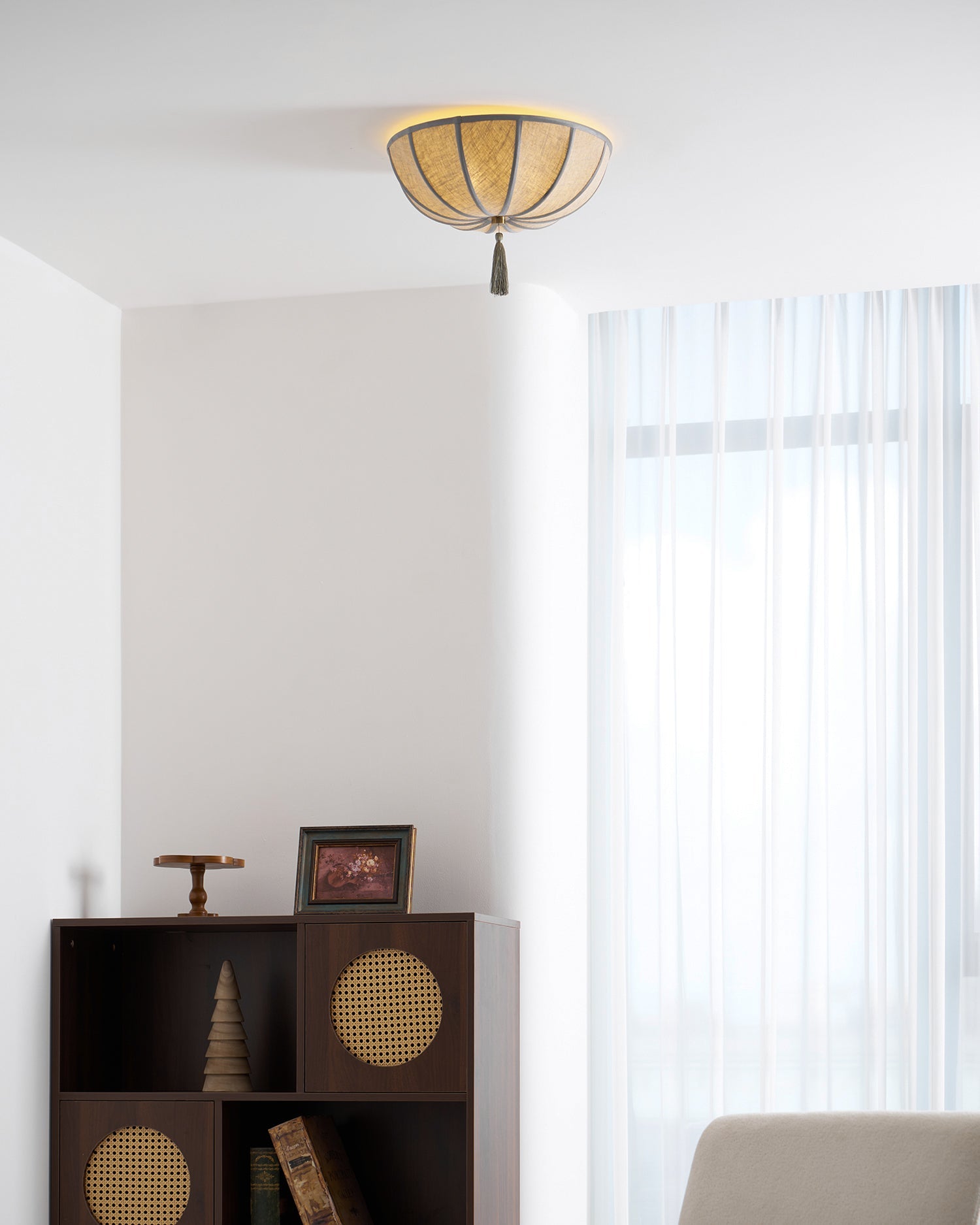 VIOLETTE BLOOM HANGING LANTERN