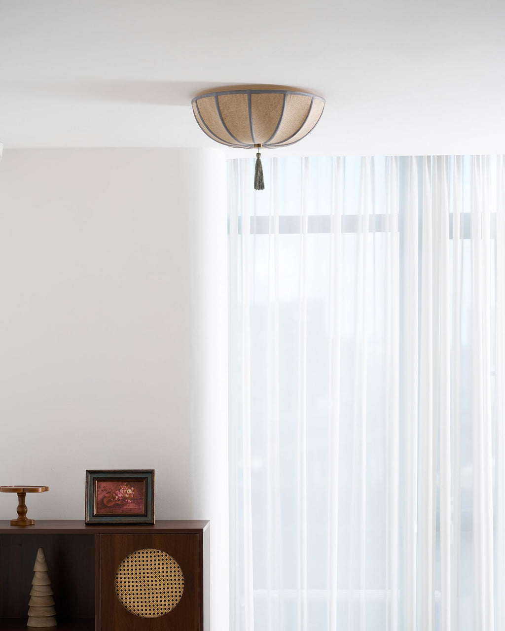 VIOLETTE BLOOM HANGING LANTERN