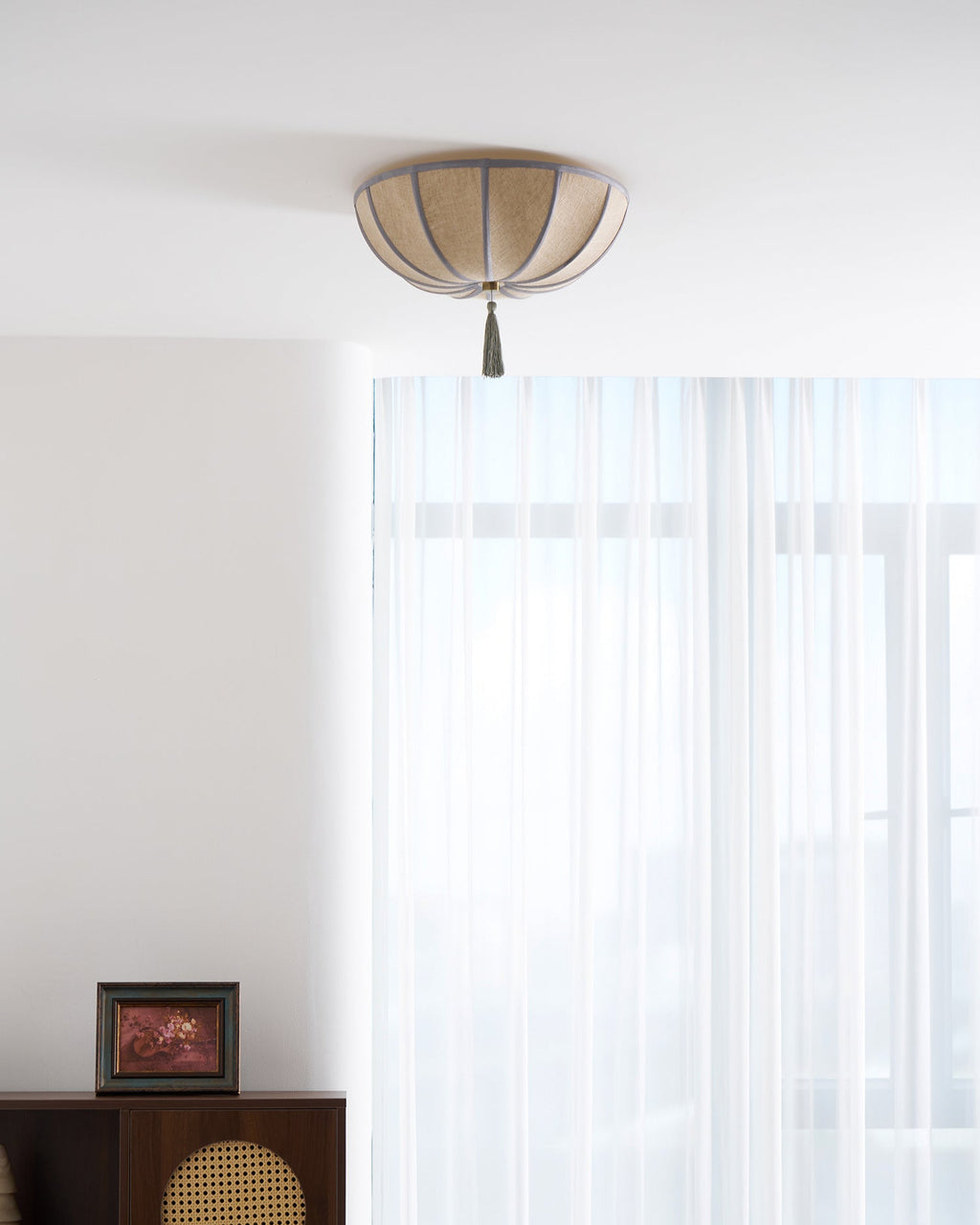 VIOLETTE BLOOM HANGING LANTERN