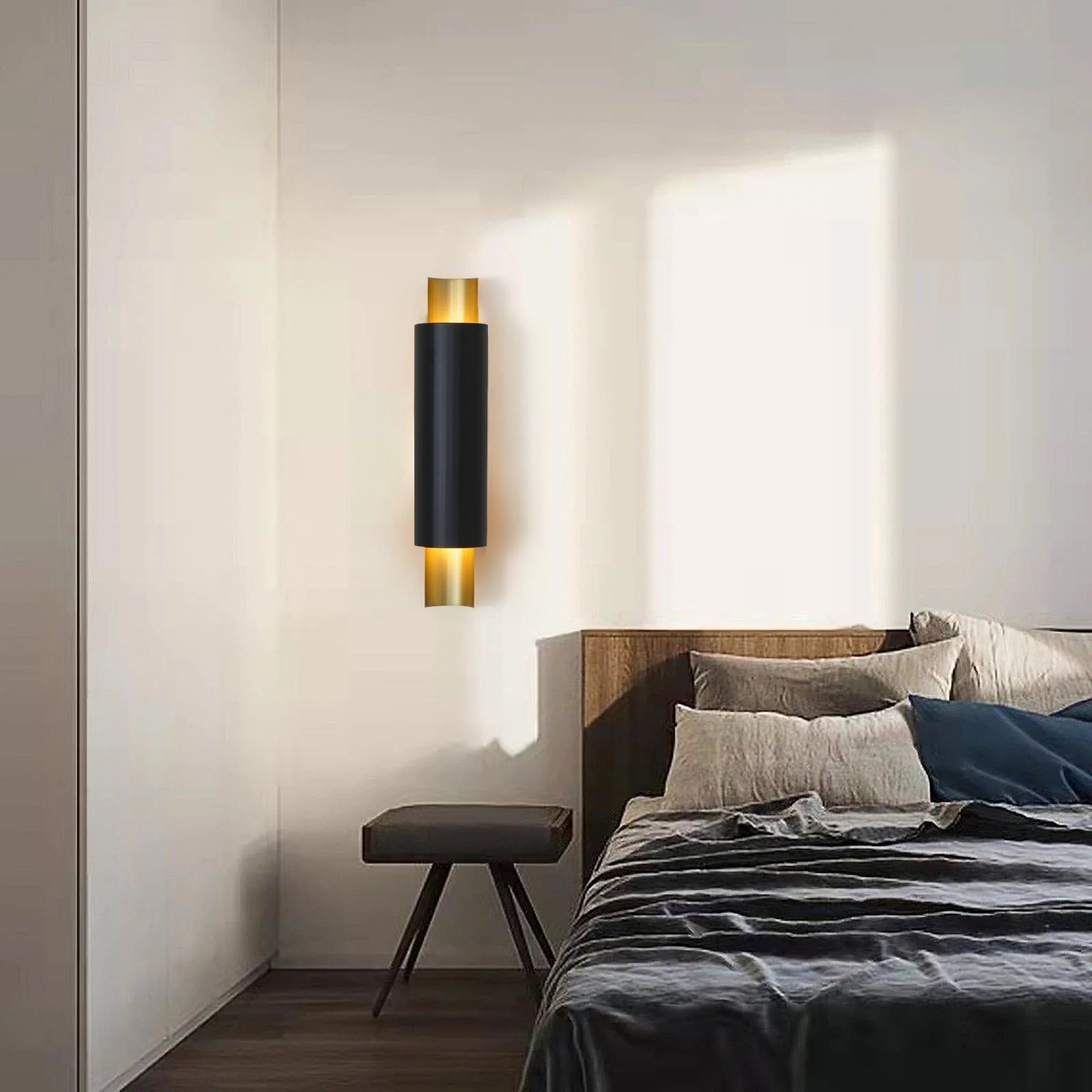 RAVENSCROFT RUSTIC WALL SCONCE