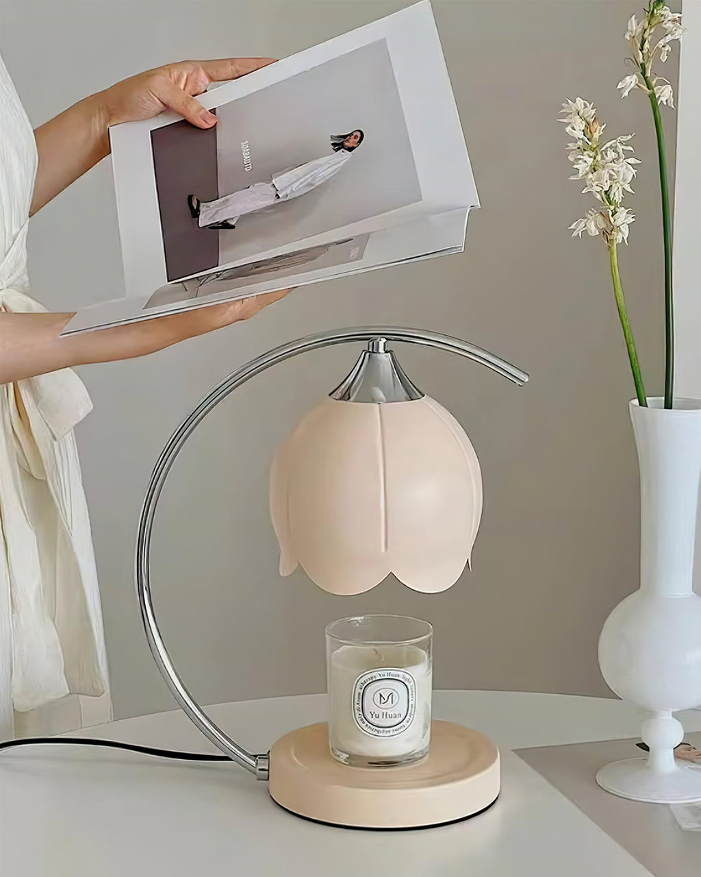 WINTERBOURNE BLOOMING ILLUMINATION LAMP