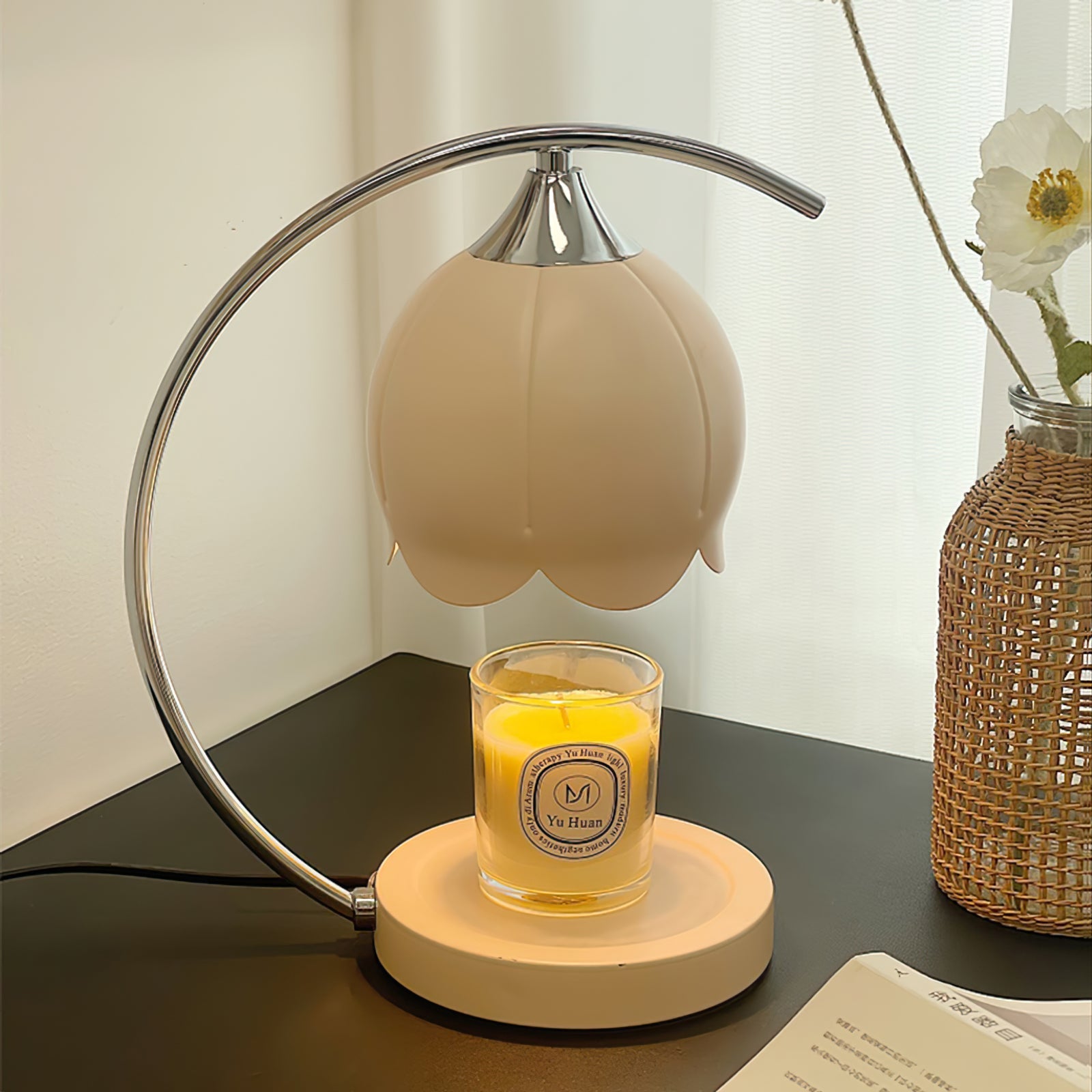 WINTERBOURNE BLOOMING ILLUMINATION LAMP