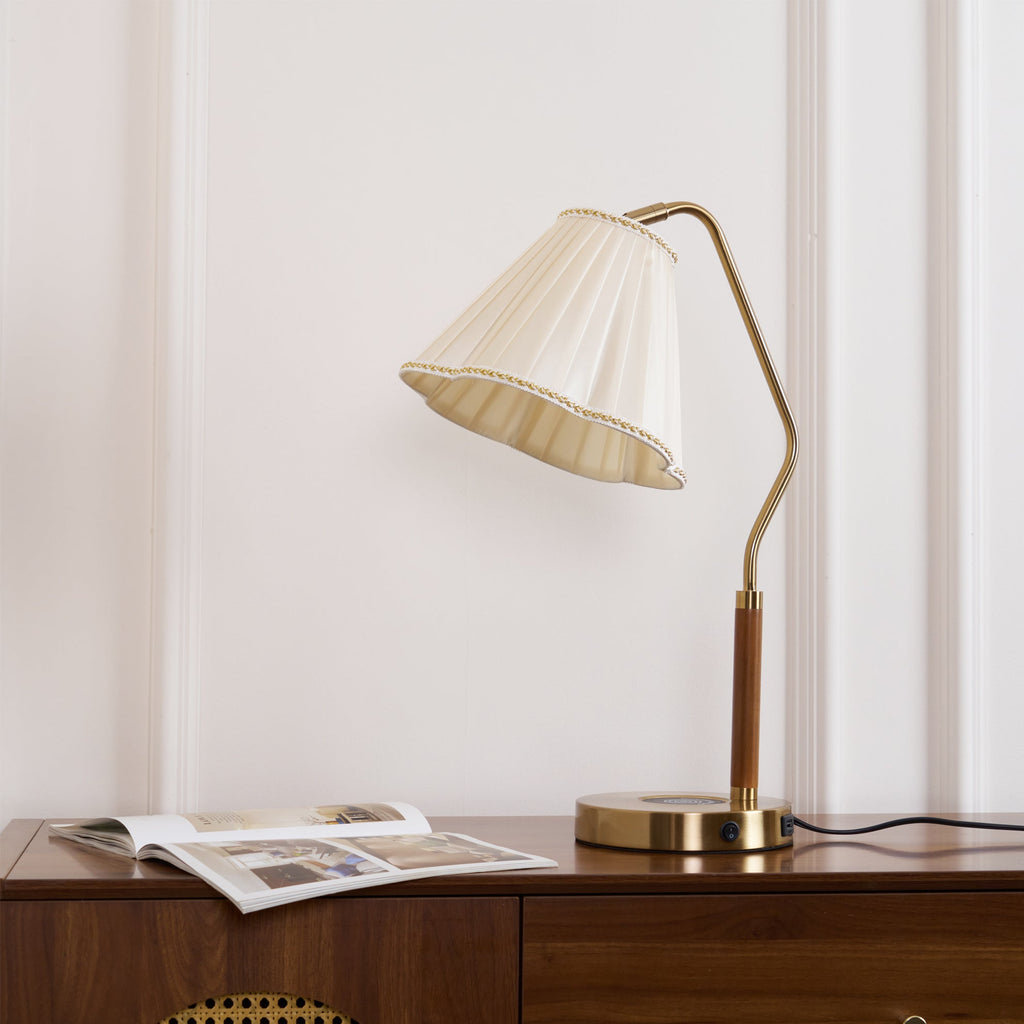 RAVENWOOD TEXTILE ILLUMINATOR