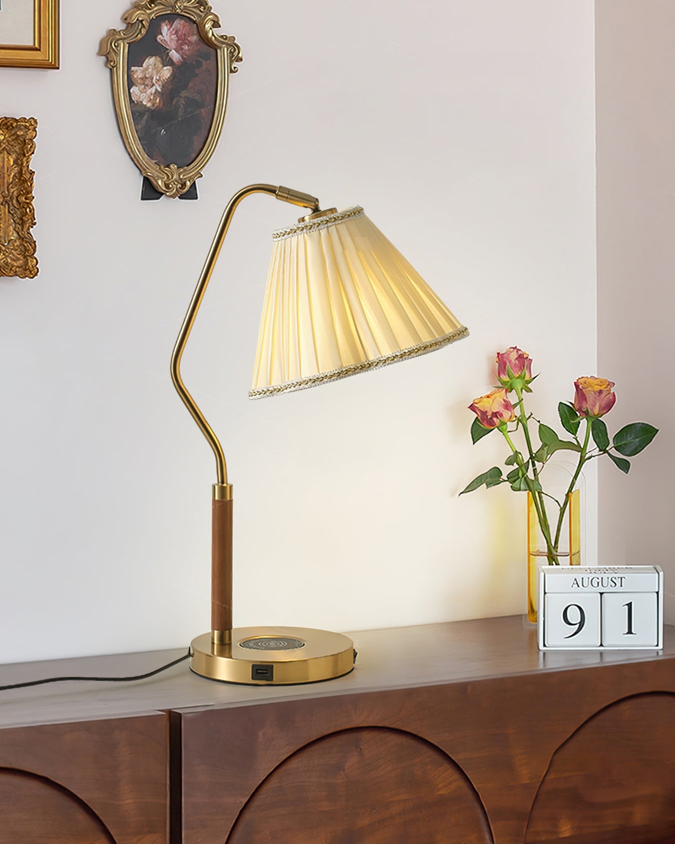 RAVENWOOD TEXTILE ILLUMINATOR