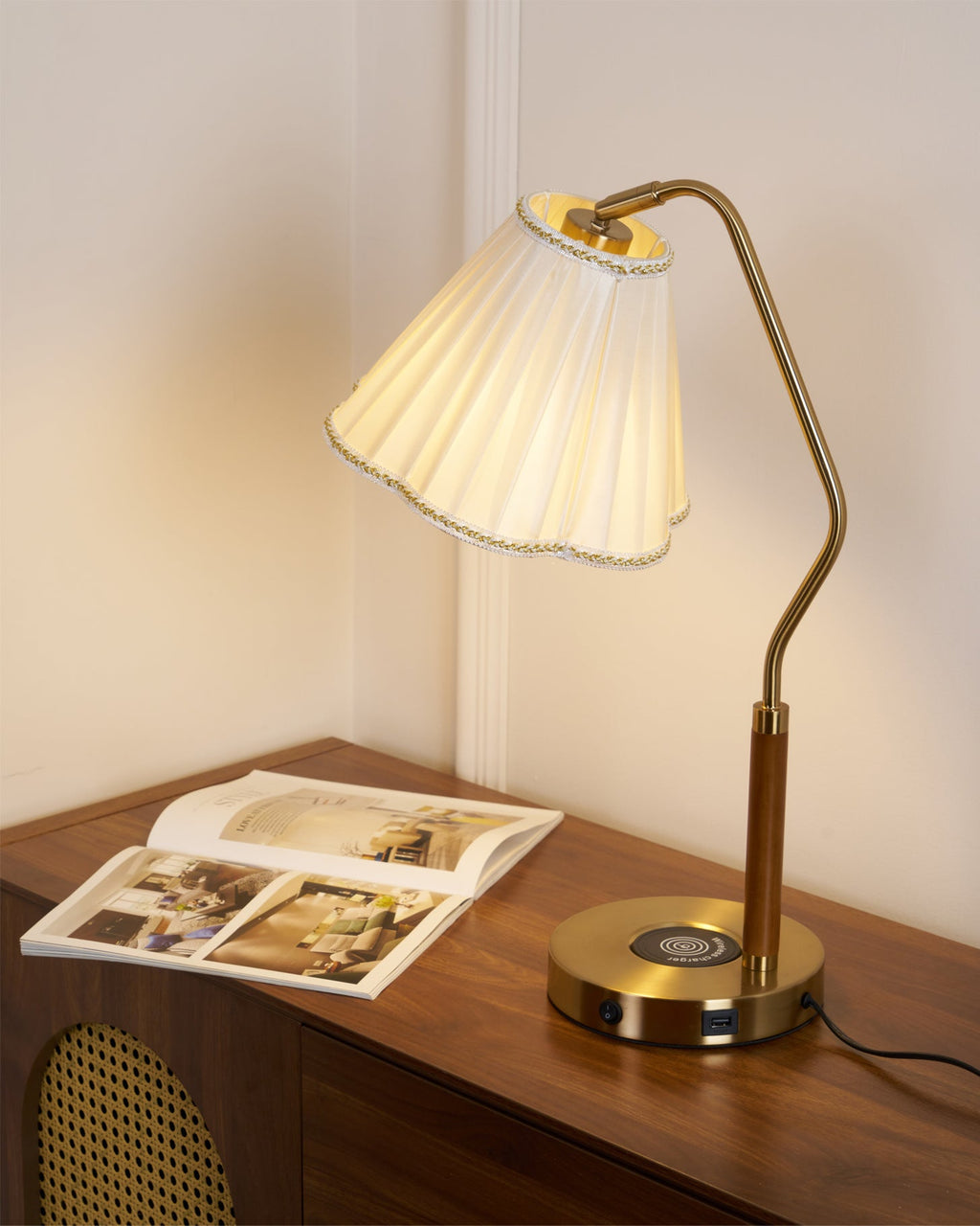 RAVENWOOD TEXTILE ILLUMINATOR