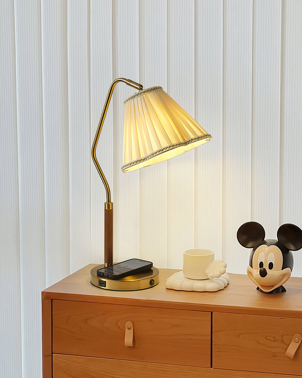 RAVENWOOD TEXTILE ILLUMINATOR